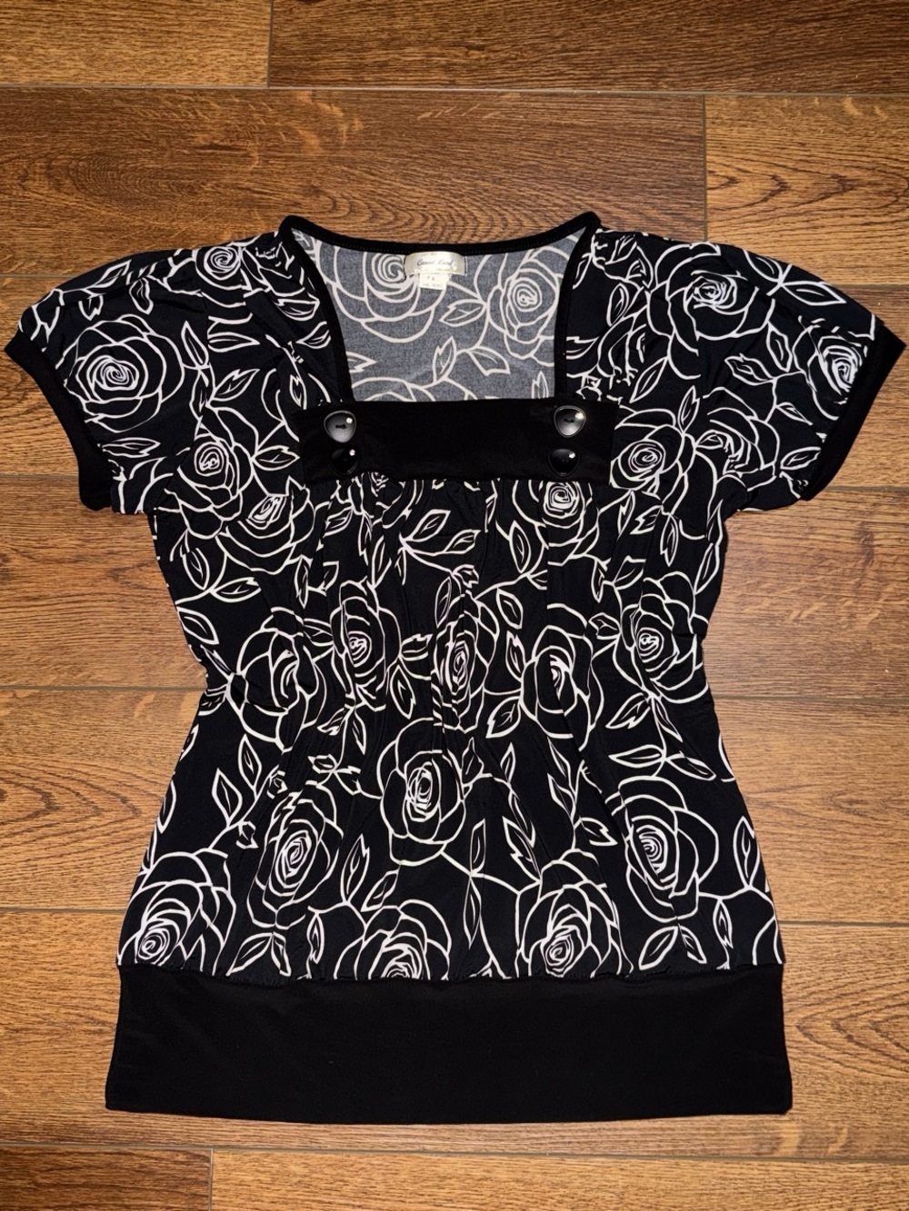 2000s Black Floral Short-Sleeve Women's Top with Square Neck
